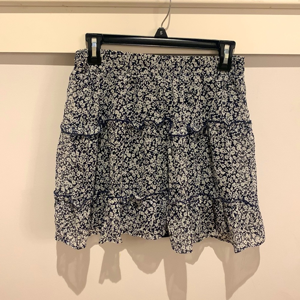 White and navy skirt